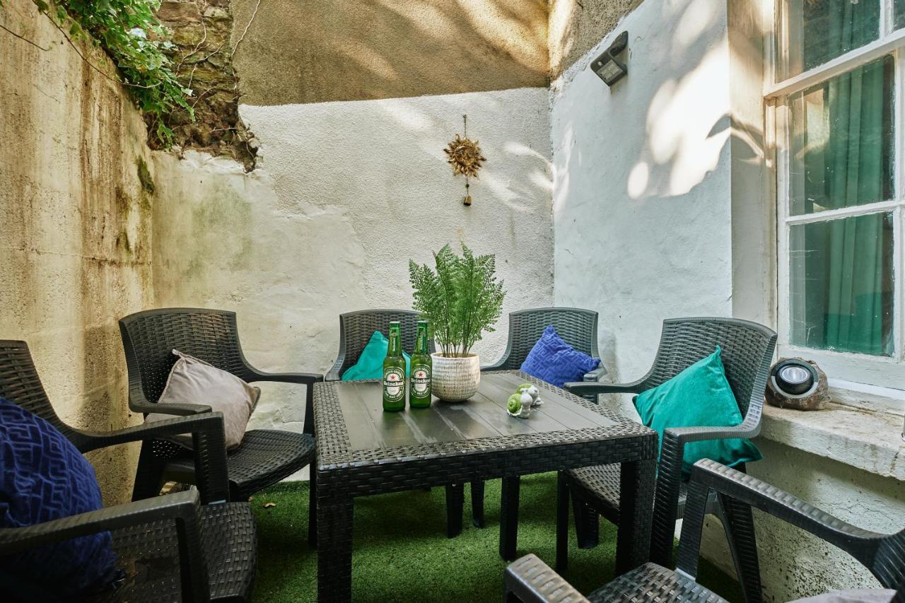 Stylish 2 Bedroom In Clifton - Garden Appartement *